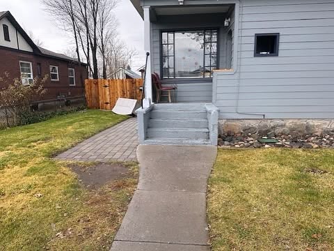 Front Entry & Steps Rebuild - before